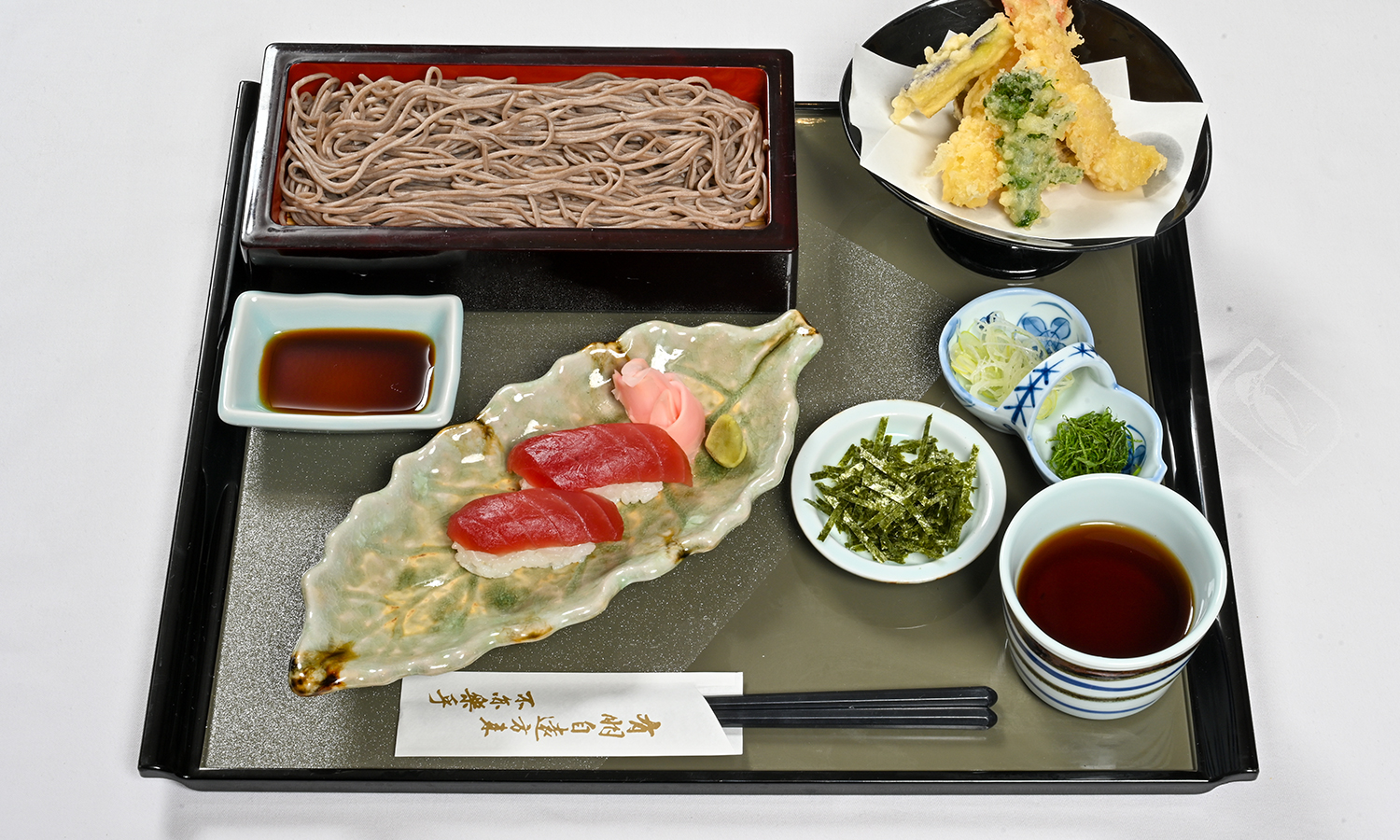 天せいろと握り寿司2貫