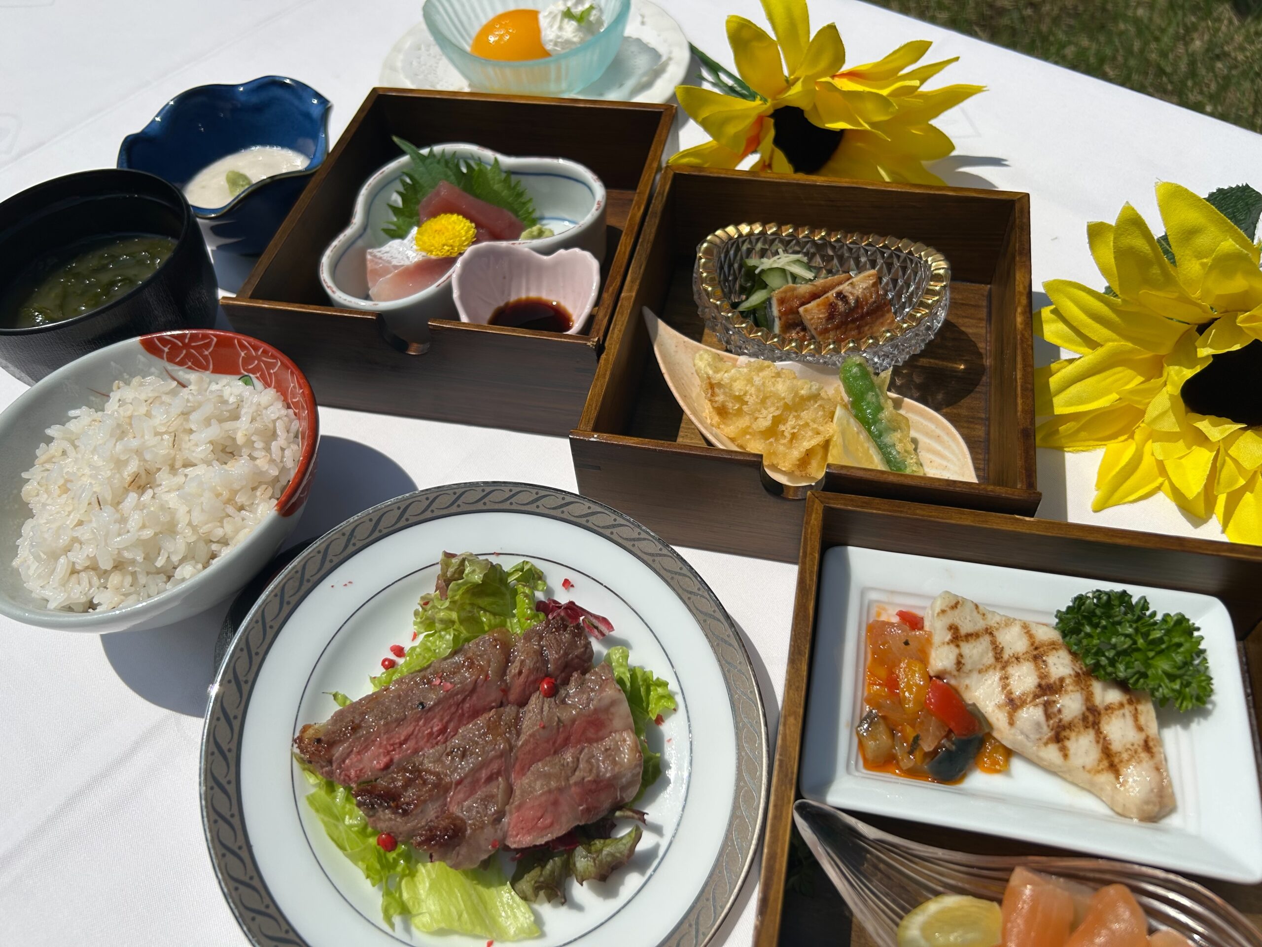 葉月おもてなし弁当 < 予約限定 20食 >